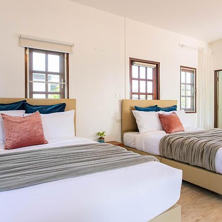 Vawa Guesthouse Kanchanaburi Esterno foto