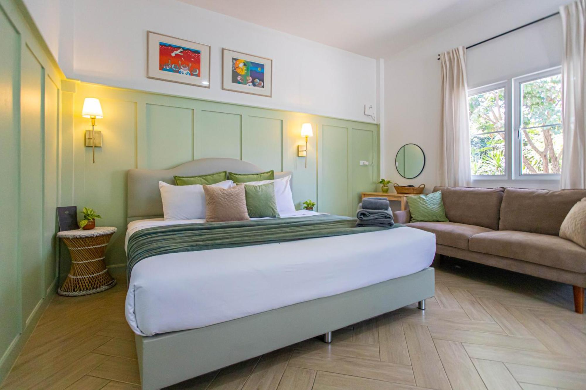 Vawa Guesthouse Kanchanaburi Esterno foto