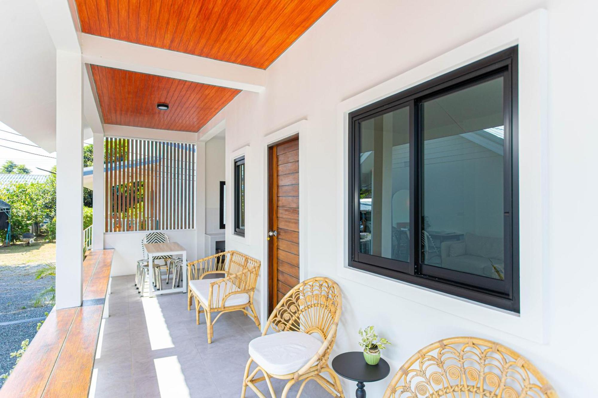 Vawa Guesthouse Kanchanaburi Esterno foto